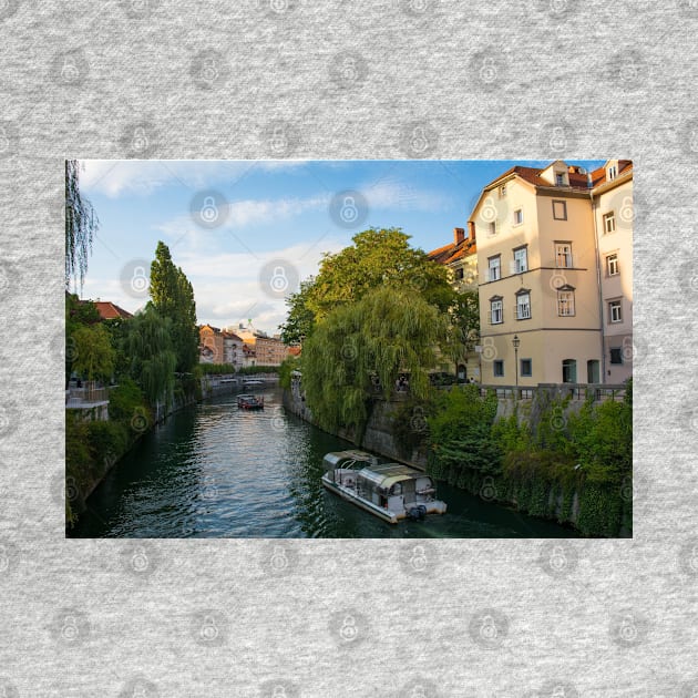 Ljubljanici River in Ljubljana, Slovenia by jojobob